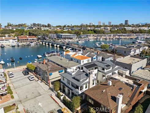 330 Onyx Avenue , Newport Beach, CA