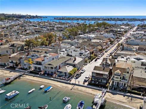 330 Onyx Avenue , Newport Beach, CA
