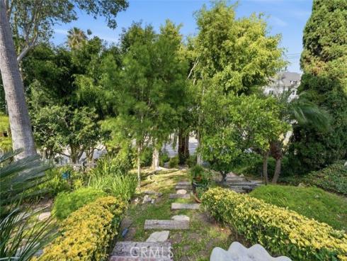 255  Ocean View  , Newport Beach, CA