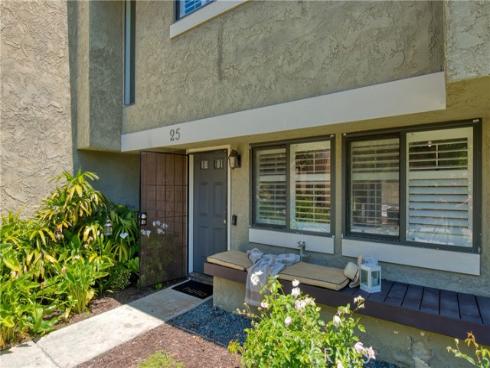 25 Sand Dollar 19 Court, Newport Beach, CA