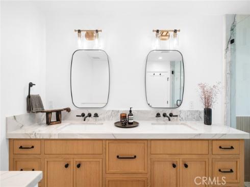2501 Via Marina , Newport Beach, CA