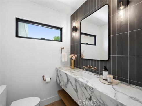2501 Via Marina , Newport Beach, CA