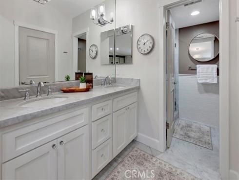 683 Vista Bonita , Newport Beach, CA