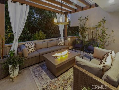 683 Vista Bonita , Newport Beach, CA