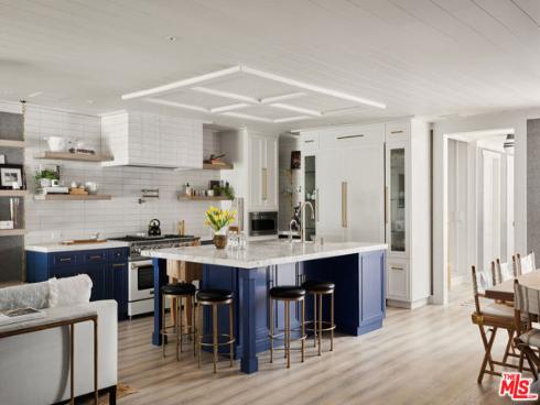 204 Pearl Avenue, Newport Beach, CA