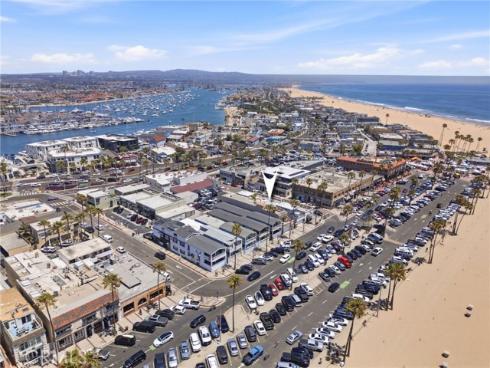 2202 W Oceanfront , Newport Beach, CA