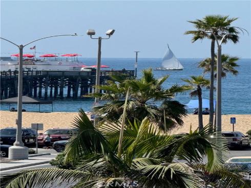 600 E Oceanfront  3 B , Newport Beach, CA