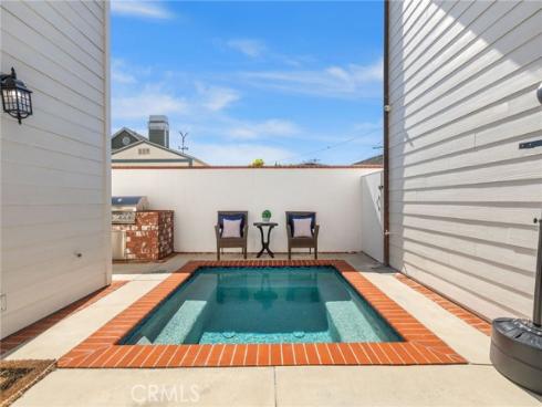 2401 Clay , Newport Beach, CA