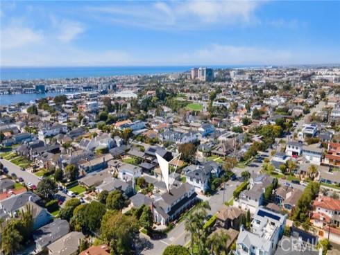 2401 Clay , Newport Beach, CA