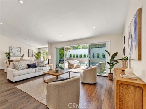 907 Cercis Place, Newport Beach, CA