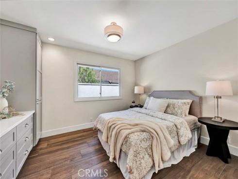 907 Cercis Place, Newport Beach, CA