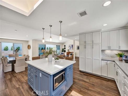 907 Cercis Place, Newport Beach, CA
