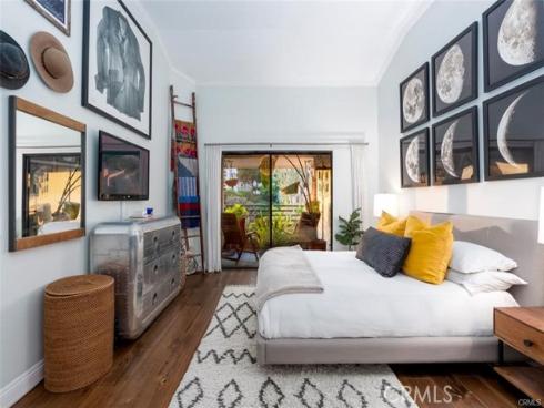 260 Cagney 317 , Newport Beach, CA