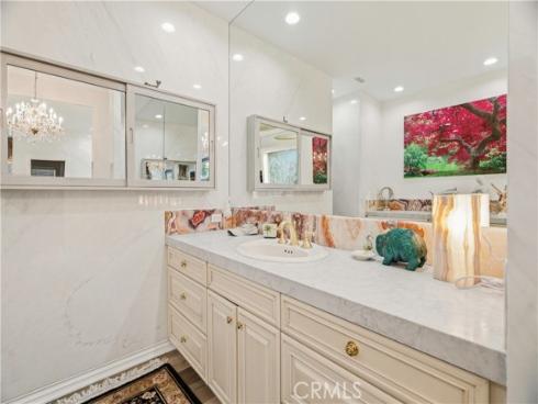 1 Royal Saint George , Newport Beach, CA