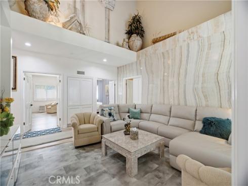 1 Royal Saint George , Newport Beach, CA
