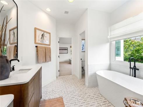 1827  Port Westbourne   Place, Newport Beach, CA