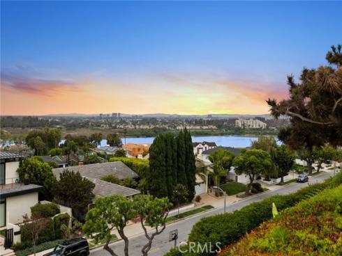 2839 Carob Street, Newport Beach, CA