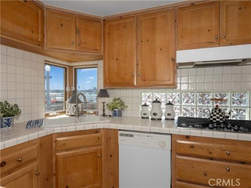 300 S Bay Front , Newport Beach, CA