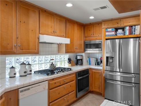 300 S Bay Front , Newport Beach, CA