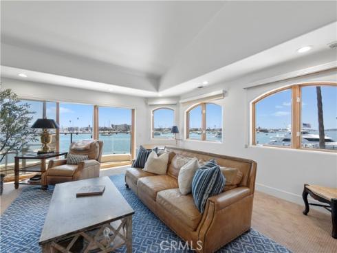 300 S Bay Front , Newport Beach, CA