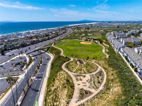 300 Cagney 101 Lane, Newport Beach, CA