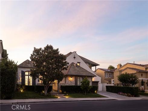23 Cervantes , Newport Beach, CA