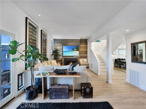 811 W 15th 2B , Newport Beach, CA
