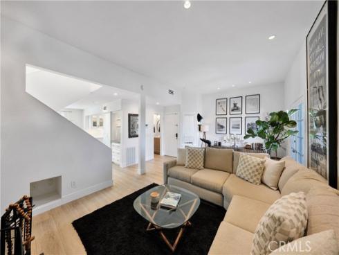 811 W 15th 2B , Newport Beach, CA