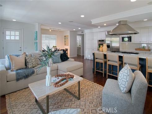 512  35th  , Newport Beach, CA
