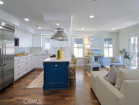 512  35th  , Newport Beach, CA