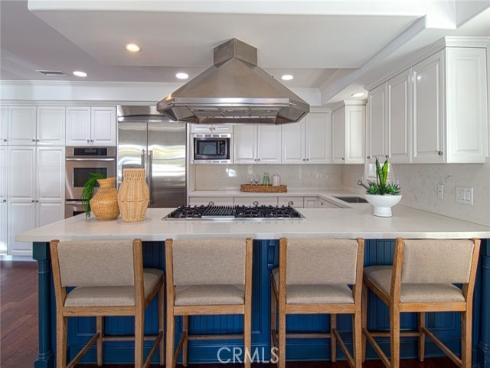 512  35th  , Newport Beach, CA
