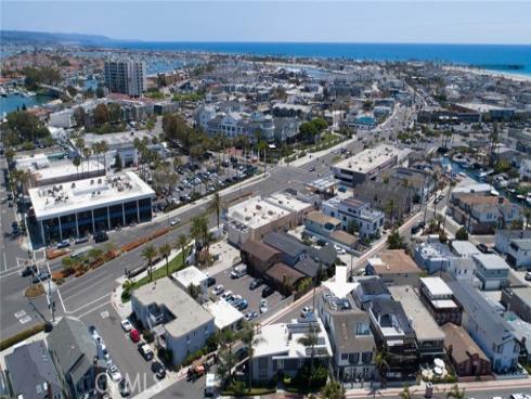 512  35th  , Newport Beach, CA