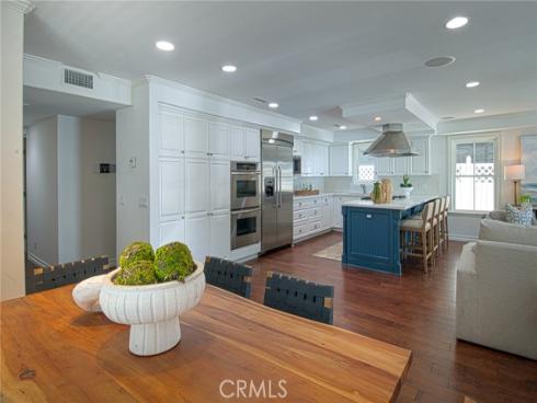 512  35th  , Newport Beach, CA