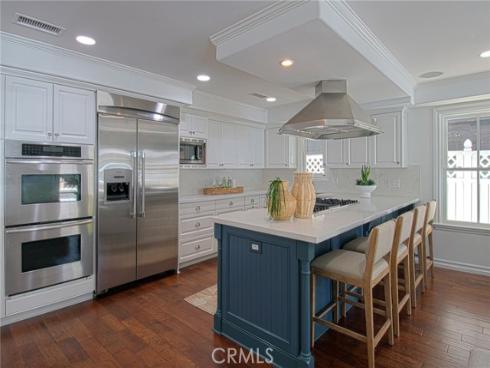512  35th  , Newport Beach, CA