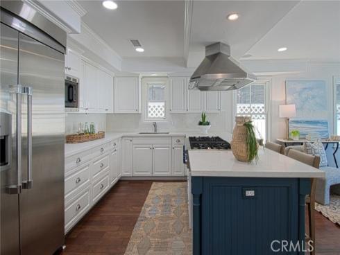 512  35th  , Newport Beach, CA
