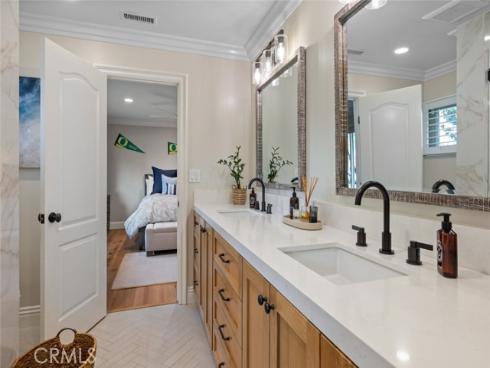 1511 Santiago Drive, Newport Beach, CA