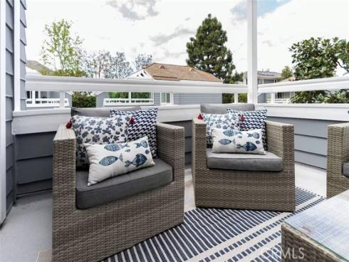 110 Hartford 64 Drive, Newport Beach, CA