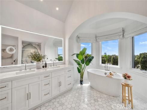 11 Hillsborough , Newport Beach, CA