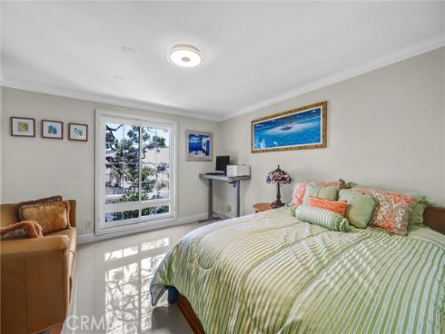 500  Cagney  217 , Newport Beach, CA