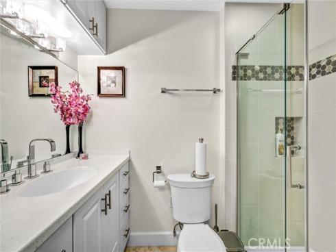 500  Cagney  217 , Newport Beach, CA