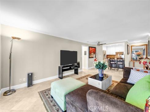 500  Cagney  217 , Newport Beach, CA
