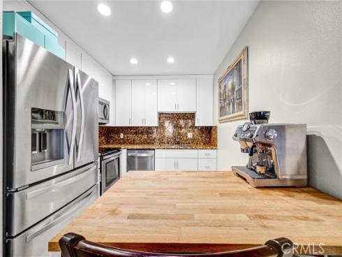 500  Cagney  217 , Newport Beach, CA