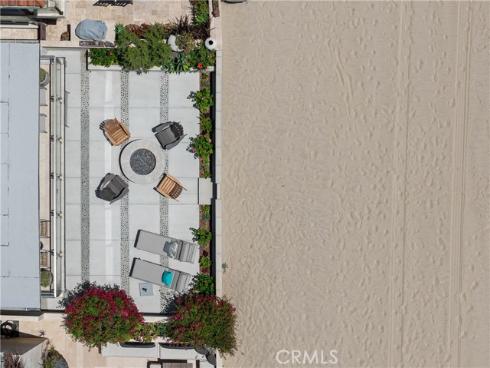 6704 W Oceanfront  , Newport Beach, CA