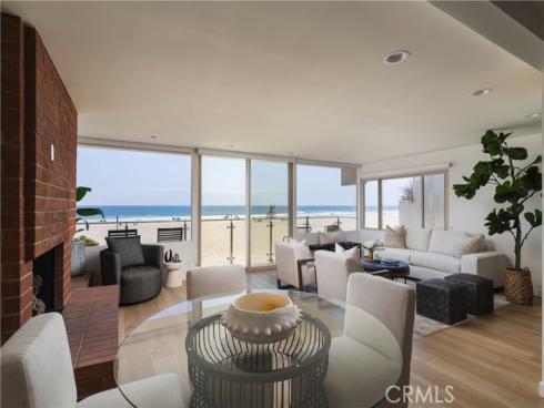 6704 W Oceanfront  , Newport Beach, CA
