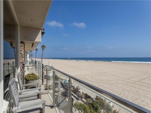 6704 W Oceanfront  , Newport Beach, CA