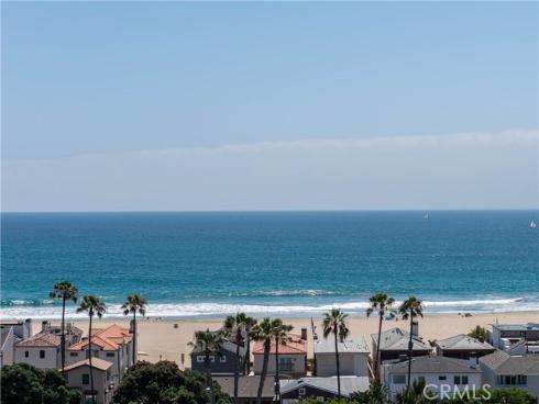 6704 W Oceanfront  , Newport Beach, CA