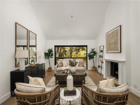 9 Canyon Island Drive