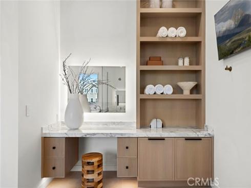 1717 E Ocean   Boulevard, Newport Beach, CA
