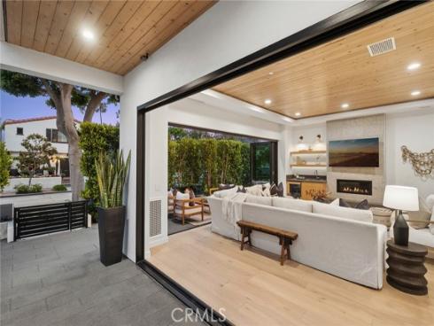 1717 E Ocean   Boulevard, Newport Beach, CA