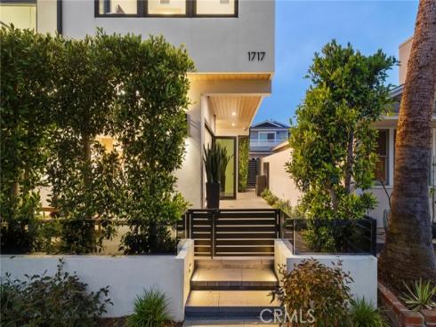 1717 E Ocean   Boulevard, Newport Beach, CA